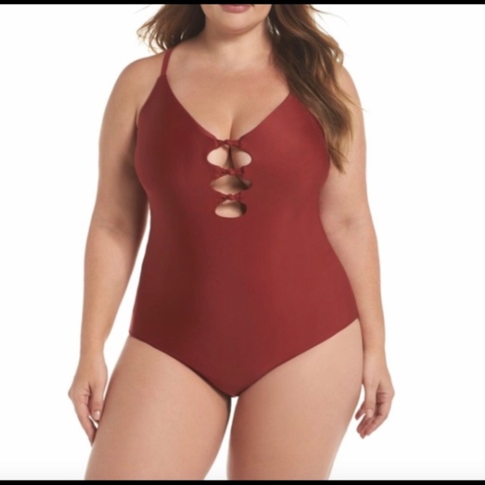 Plus size burgundy one piece swimsuit size XL